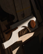 Escultura de parede Reticências